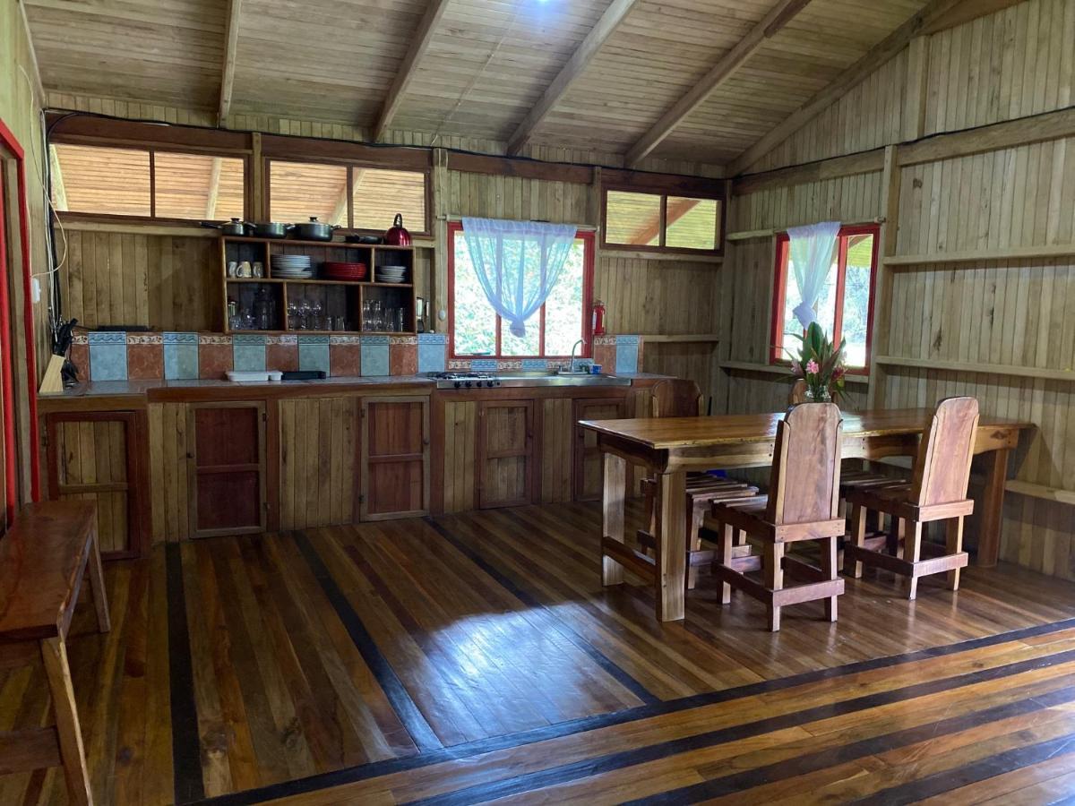 Sierpe Sabalo Lodge Tours And Cabins מראה חיצוני תמונה