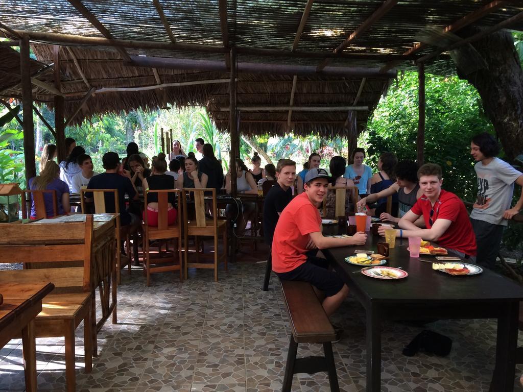 Sierpe Sabalo Lodge Tours And Cabins מראה חיצוני תמונה